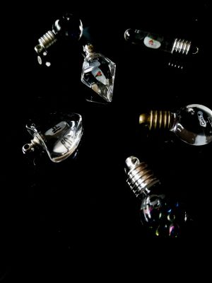 brelok z napisem na ziarenku ryżu, handmade